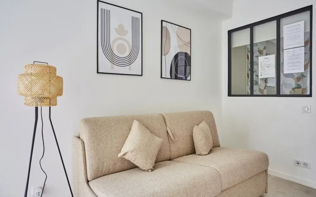 Cozy and New Flat Le Marais/ Place des Vosges