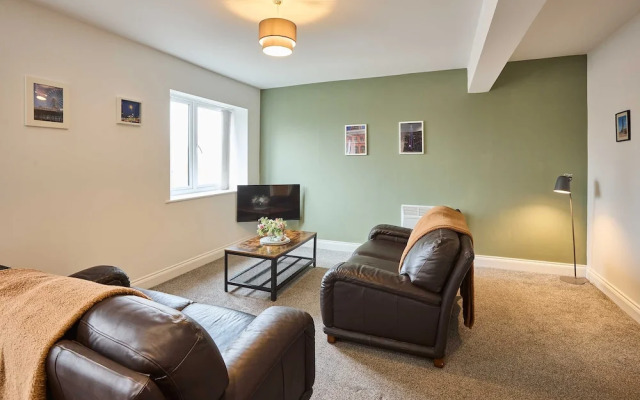 Host Stay Tower Suite