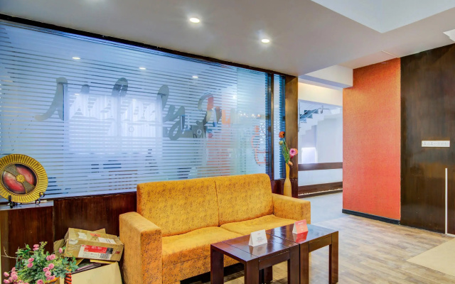 Collection O 30042 Melody Inn Whitefield