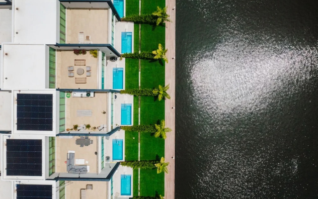 ONE Canal Point
