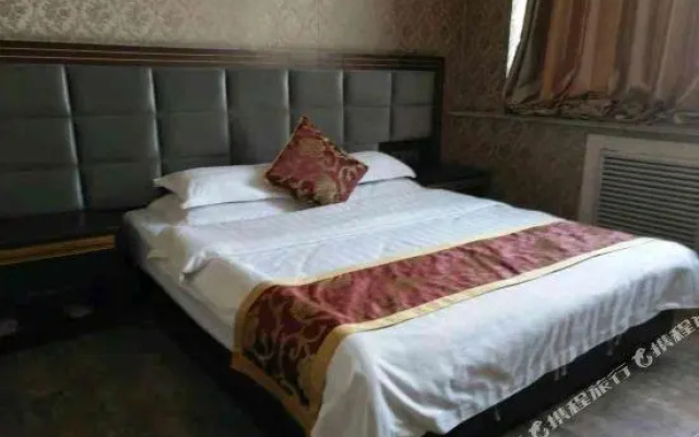 Yixin Rujia Business Hotel