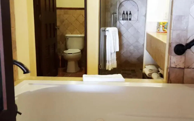 Beautiful Ocean View Studios At Cabo San Lucas