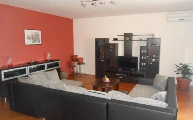 Apartment Petric