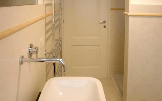 Antica Corte Leguzzano B&B