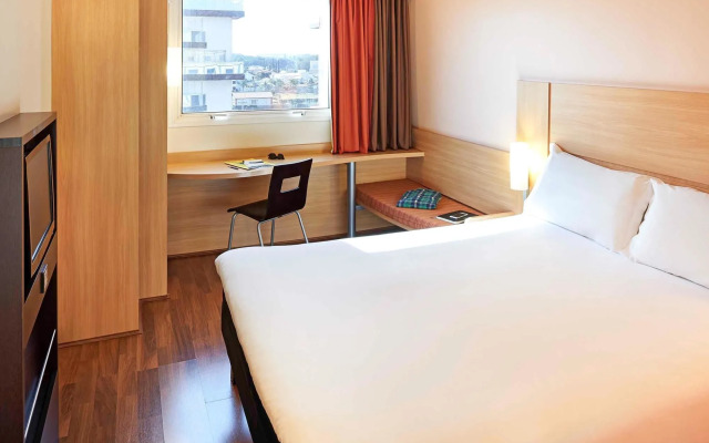 ibis Sao Carlos