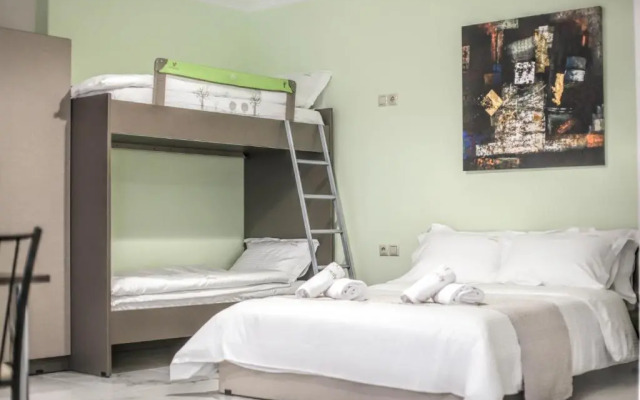 Del Sol #1 Meteora Luxurious Family Suites
