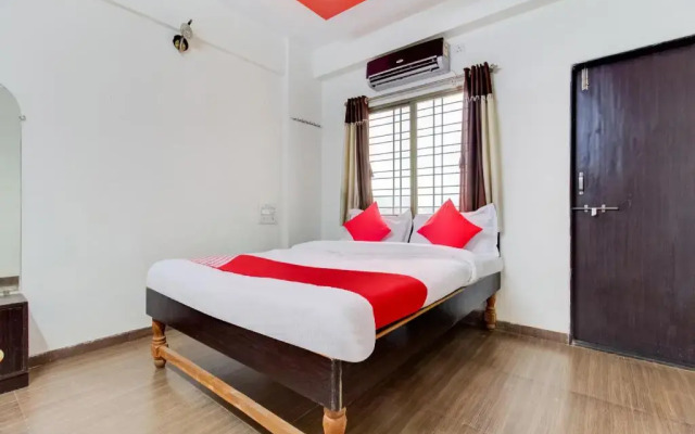 Warunase Palace by OYO Rooms