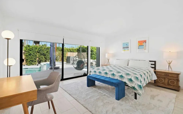 Aurora Oasis Stylish 4 BDR
