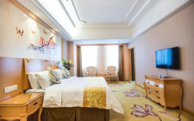 Vienna Classic Hotel Shaodong Jinlong Avenue Branch