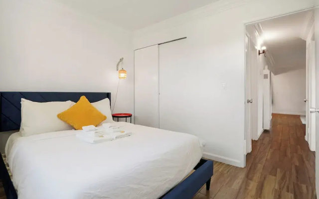 Cozy 2-Bedroom Retreat in Pacifica