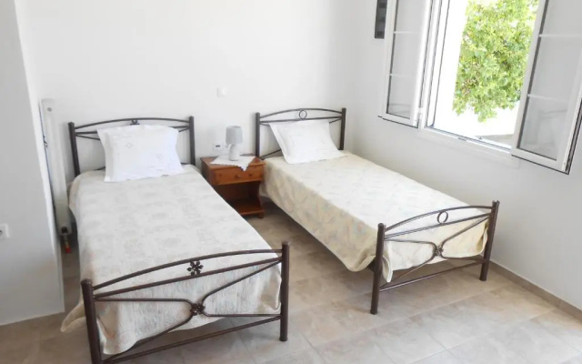 Chrysolithos Kerami Apartments