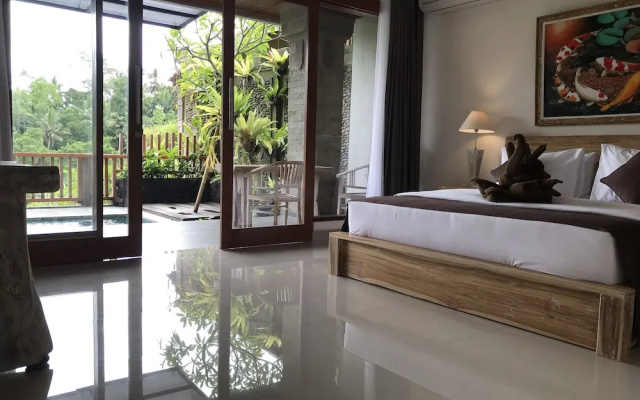 Ubud Paras Villa