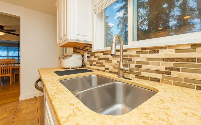 Lower Queen Anne Townhome