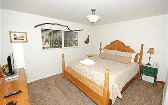 1091 Craig Avenue Holiday Home