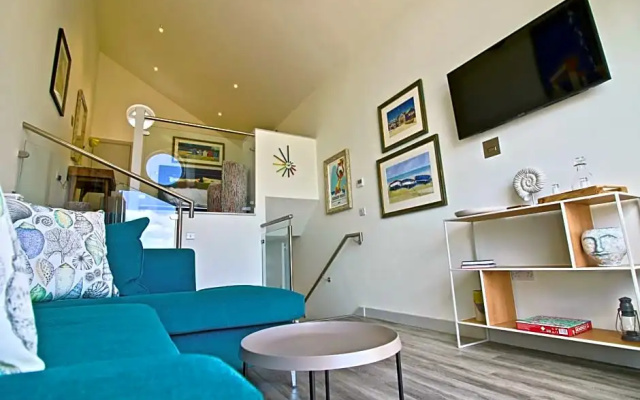 Beach Hut Suites