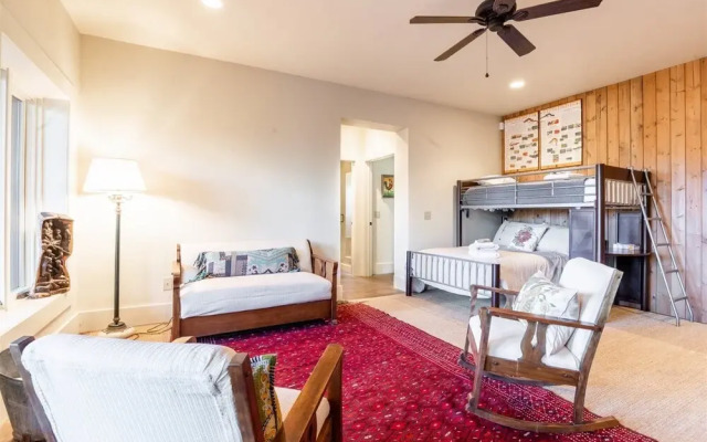 Brevard Luxury Cabin