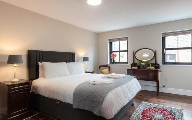 Bridge Street Townhouse