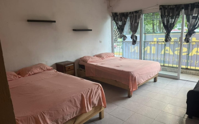 Hotel Y Pizzeria Casa Inn
