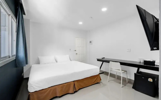 Terminal2 Hotel Phukettown