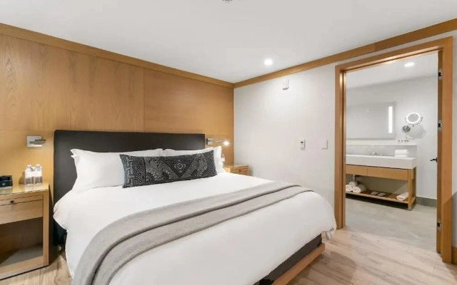 SA Beach by Stay Awhile Villas