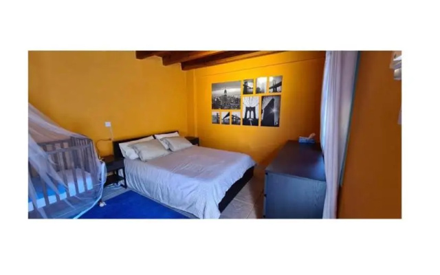Lovely 1-bedroom rental with ensuite and parking.