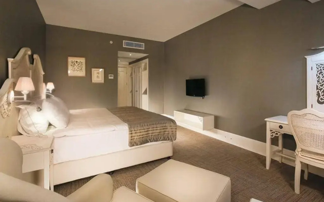 Porto Beach Resort Exclusive Alacati - Half Board