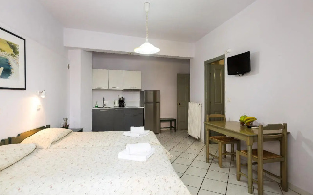 Philoxenia Apartments