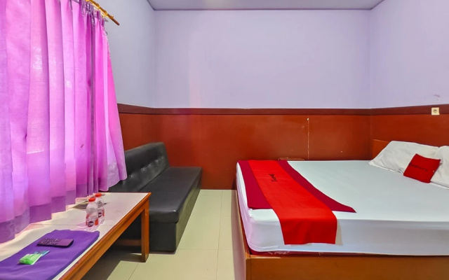 RedDoorz near Kopeng Salatiga