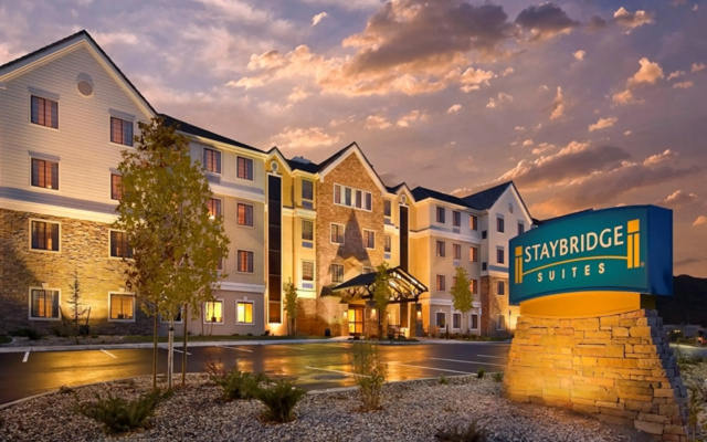 Staybridge Suites Rochester - Commerce Dr NW by IHG