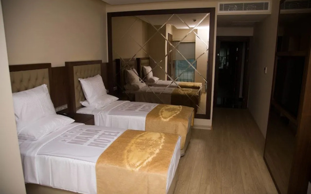 Nana Hotel