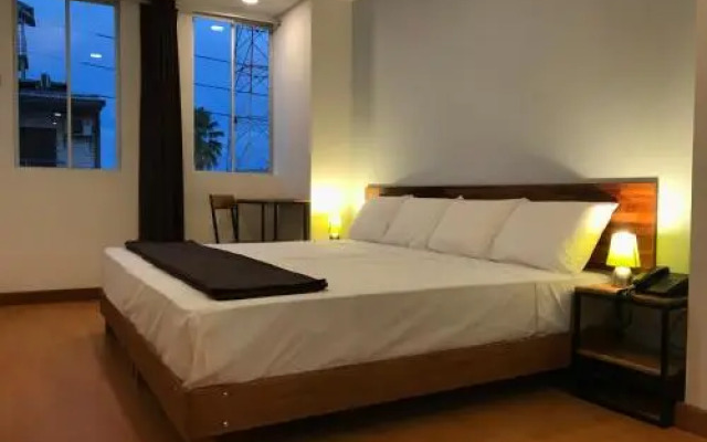 Central Bed & Breakfast