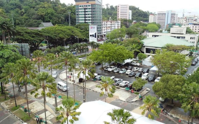 Mandarin Hotel
