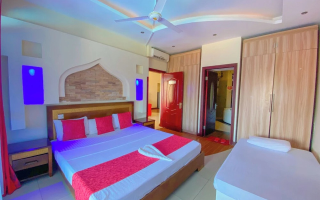 Sea Breeze Beachfront Apartments