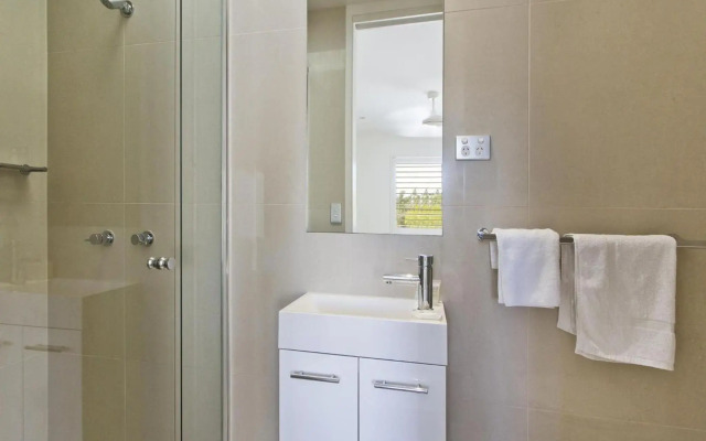 Weyba Quays Townhouse 7 Peza Court 6