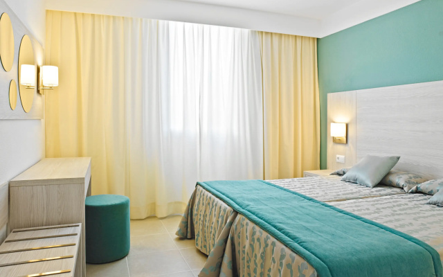 Protur Safari Park Aparthotel