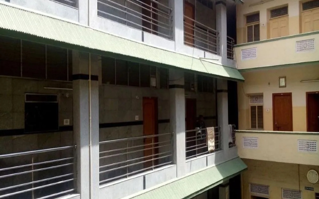 Rathna Mahal Residency