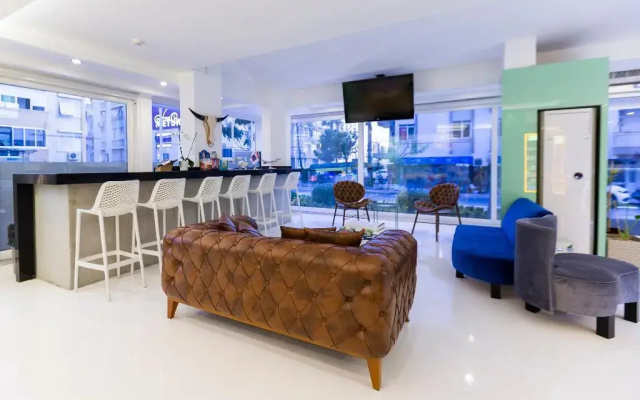 Mene City Hotel