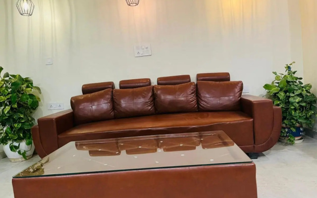 Maharaja Palace Near Medanta Gurgaon