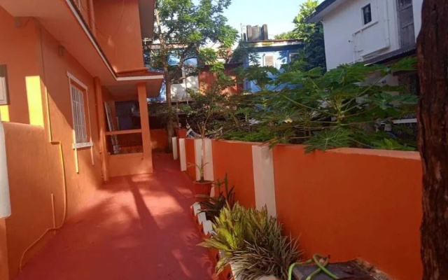 Villa - Sleeps 8 - Garden - Parking - Patio