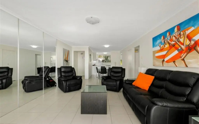 The Hill Apartments