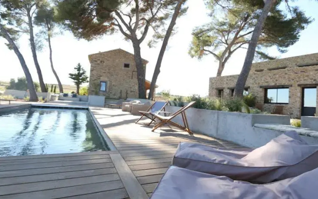 Villa Symposia
