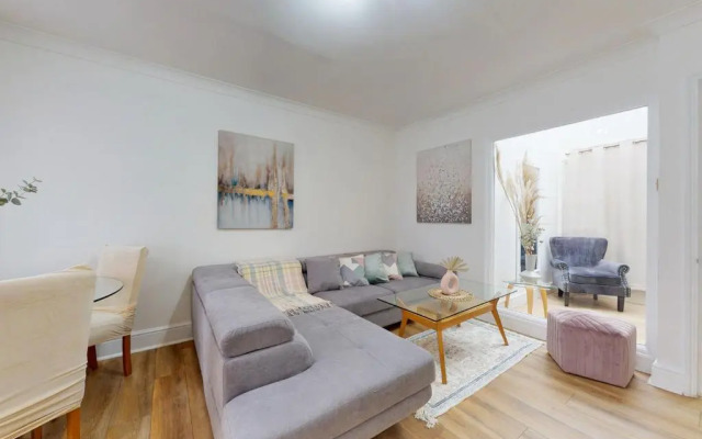 Park Lane Apartments - Clarges St