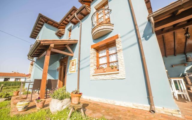 Отель Las Castañares вид на фасад