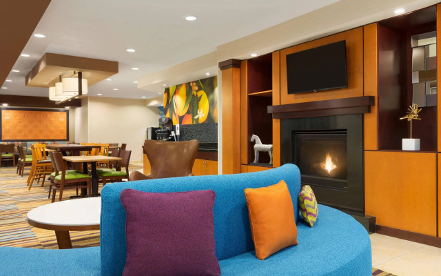 Comfort Inn & Suites Houston North - Spring