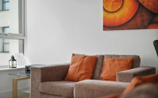 The Modern Apartments - 2 Bedroom with Parking by 360Stays
