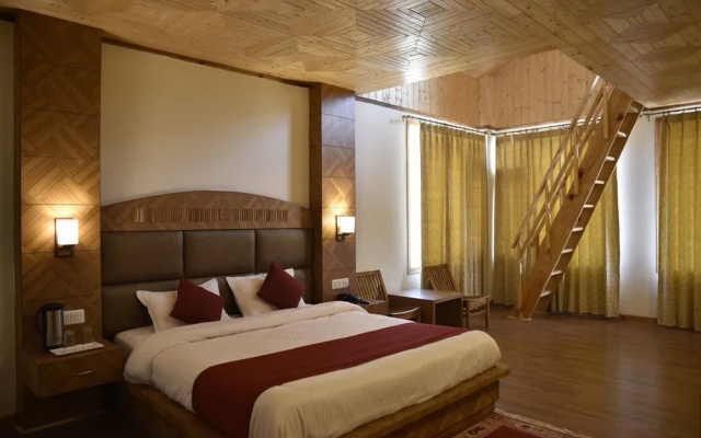 Hotel The Red Apple by OYO Rooms