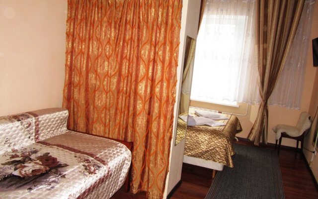 Mini-Hotel Alexandria Plus комната для гостей