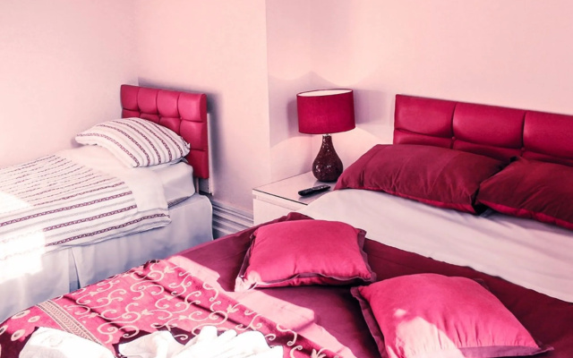 Tennyson House Hotel