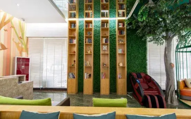 Duomi Hotel (Meixian People's Square Branch), Meizhou