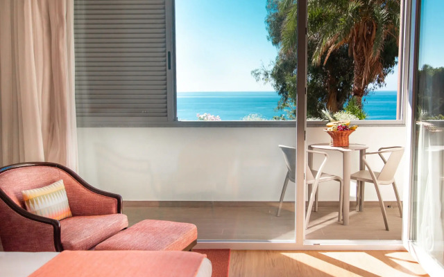 Pestana Promenade Ocean Resort Hotel
